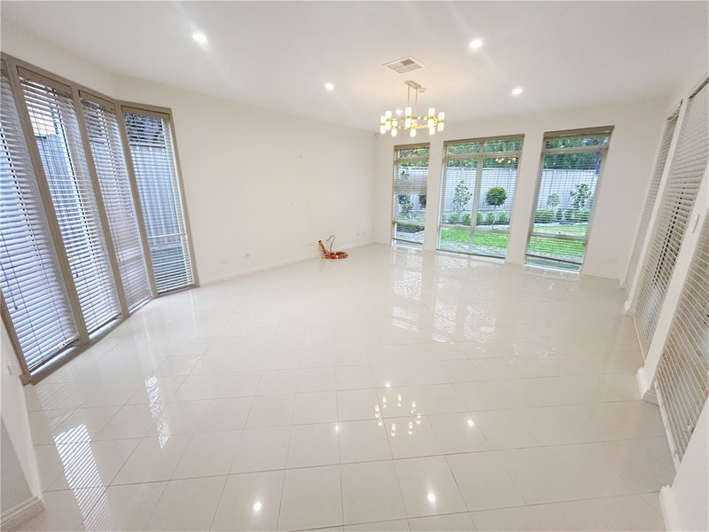 Photo - 18 Cooper Angus Grove, Wattle Park SA 5066 - Image 6