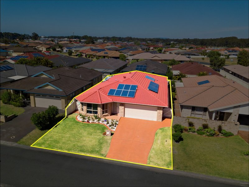 Photo - 18 Correa Close, Tuncurry NSW 2428 - Image 8