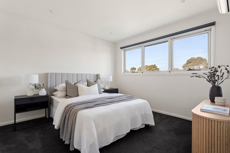 Photo - 1/8 Corrigan Avenue, Brooklyn VIC 3012 - Image 10