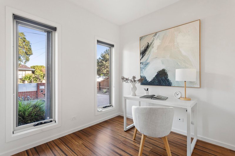 Photo - 1/8 Corrigan Avenue, Brooklyn VIC 3012 - Image 11