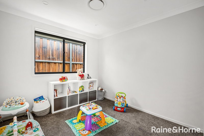 Photo - 18 Corvus Way, Box Hill NSW 2765 - Image 9