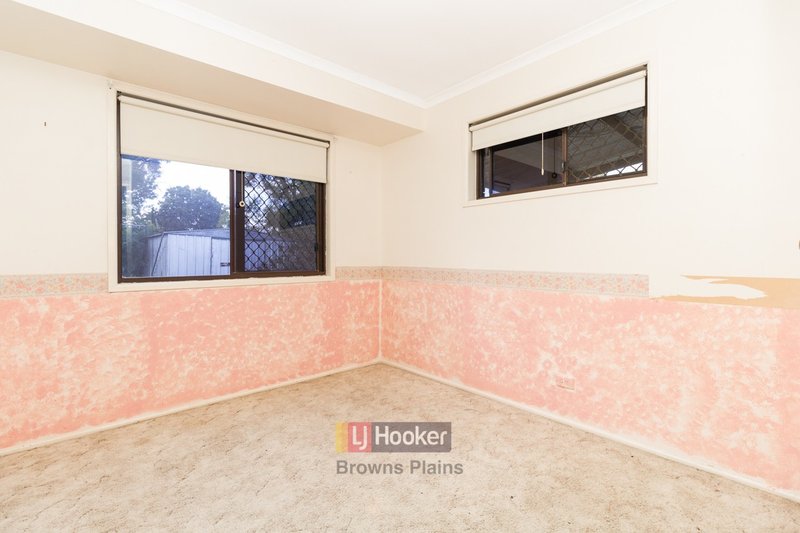 Photo - 18 Cosway Street, Hillcrest QLD 4118 - Image 8