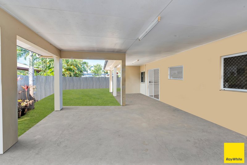 Photo - 18 Cottesloe Drive, Kewarra Beach QLD 4879 - Image 3