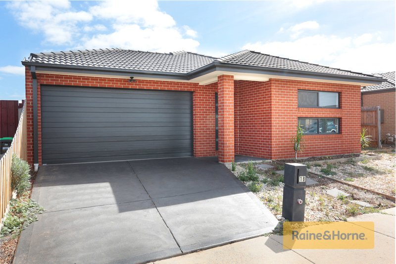 18 Cottonfield Way, Brookfield VIC 3338