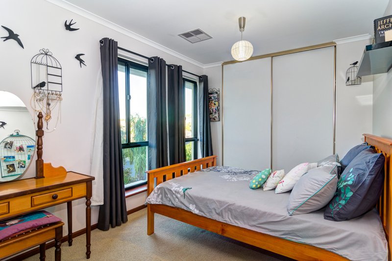 Photo - 18 Coulter Street, Flagstaff Hill SA 5159 - Image 20