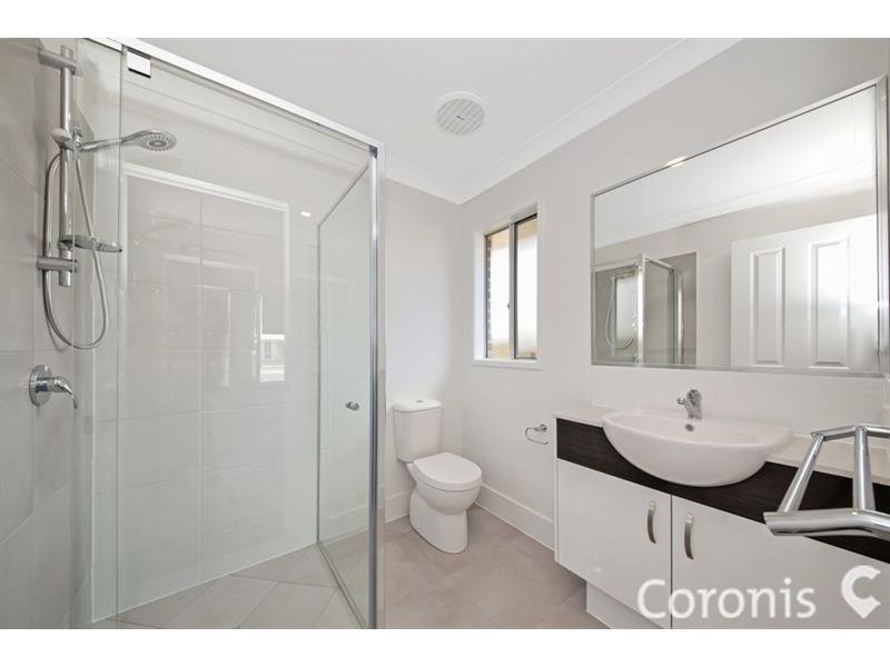 Photo - 18 Coutts Drive, Burpengary QLD 4505 - Image 10