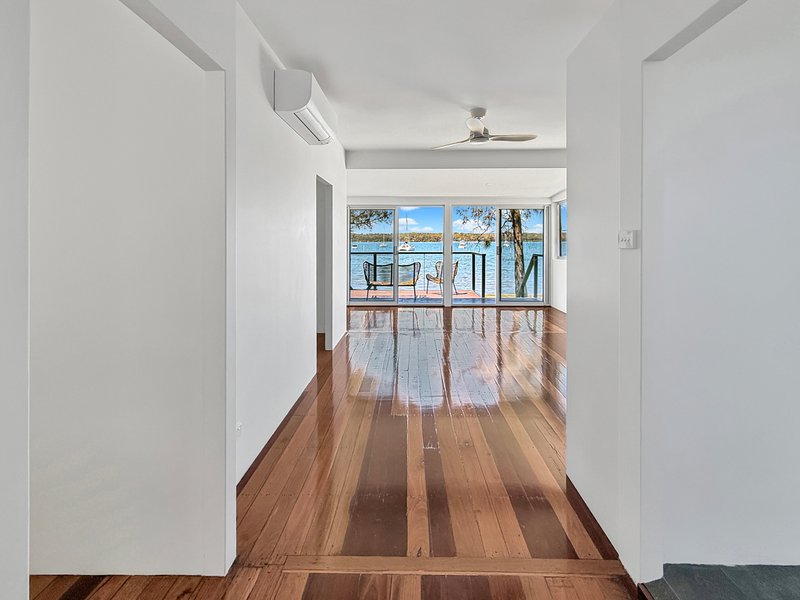Photo - 18 Cove Boulevard, North Arm Cove NSW 2324 - Image 11