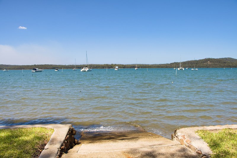 Photo - 18 Cove Boulevard, North Arm Cove NSW 2324 - Image 17