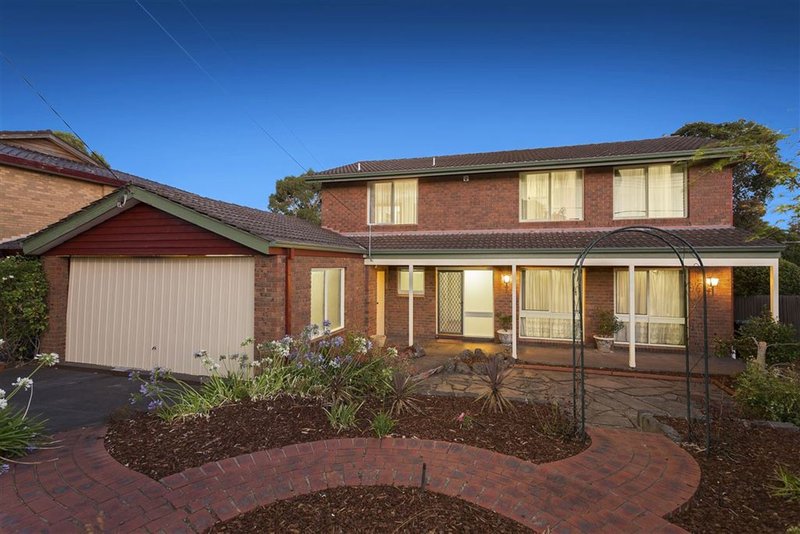 18 Cowrie Street, Glen Waverley VIC 3150