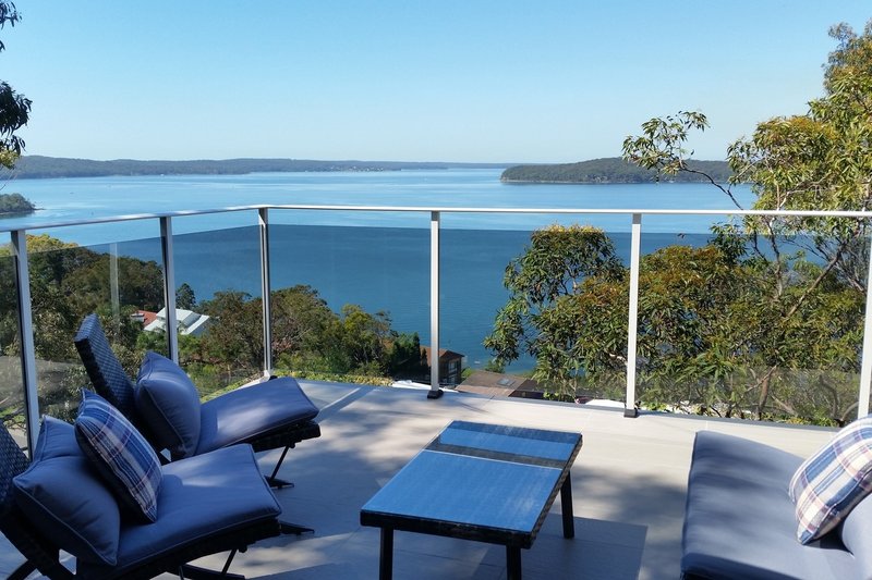 18 Crescent Road, Wangi Wangi NSW 2267