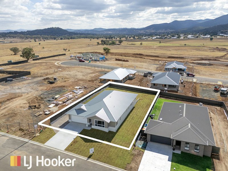 Photo - 18 Crested Avenue, Moore Creek NSW 2340 - Image 24