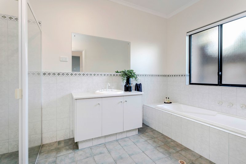 Photo - 18 Croydon Avenue, West Croydon SA 5008 - Image 10