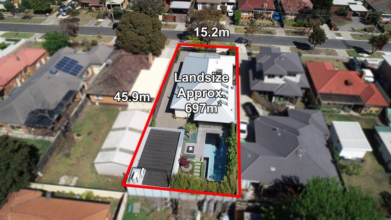 Photo - 18 Curlew Avenue, Altona VIC 3018 - Image 19