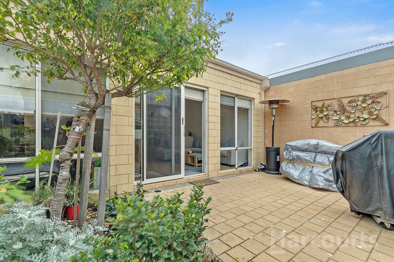 Photo - 18 Darbyshire Parade, Alkimos WA 6038 - Image 15