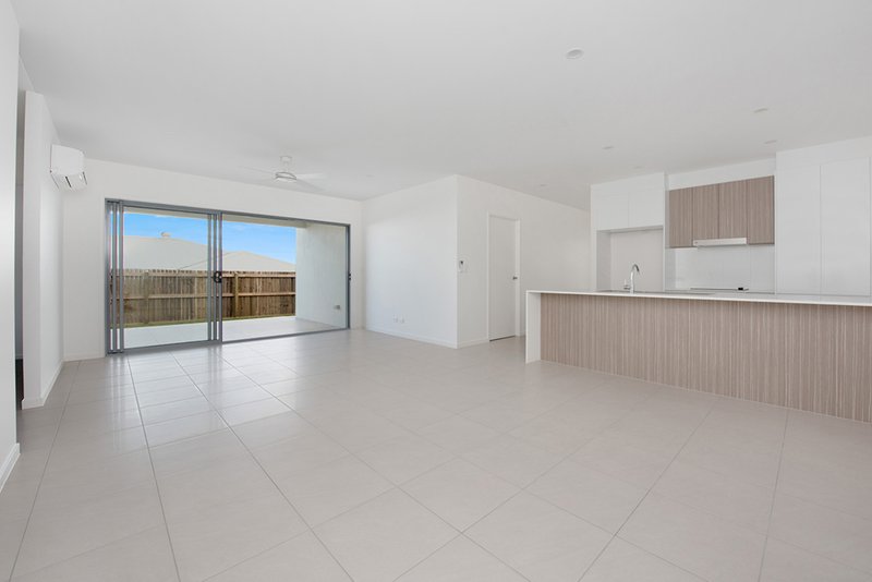 Photo - 1/8 Davey Street, Bli Bli QLD 4560 - Image 3