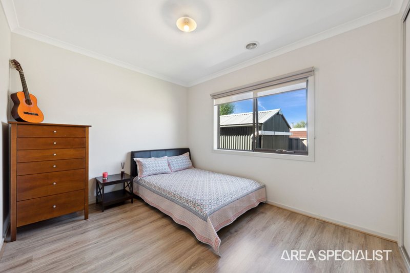 Photo - 18 Davidson Street, Pakenham VIC 3810 - Image 16