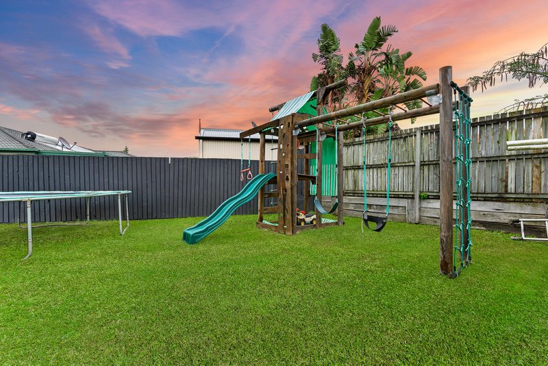 Photo - 18 Delia Close, Bracken Ridge QLD 4017 - Image 14