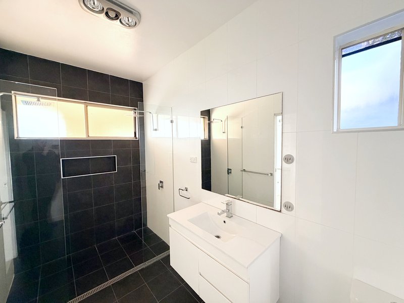 Photo - 18 Delprat Avenue, Beresfield NSW 2322 - Image 9