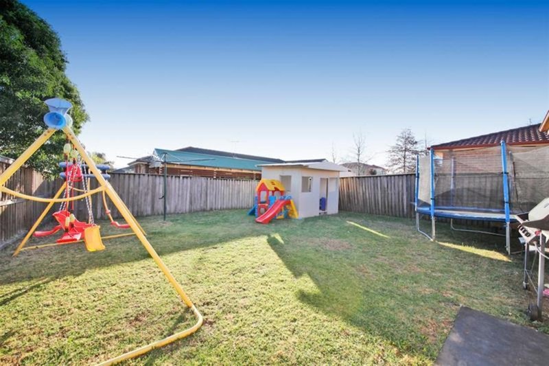 Photo - 18 Denbigh Place, Harrington Park NSW 2567 - Image 7