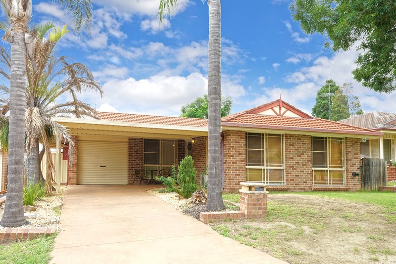 18 Dillwynia Drive, Glenmore Park NSW 2745