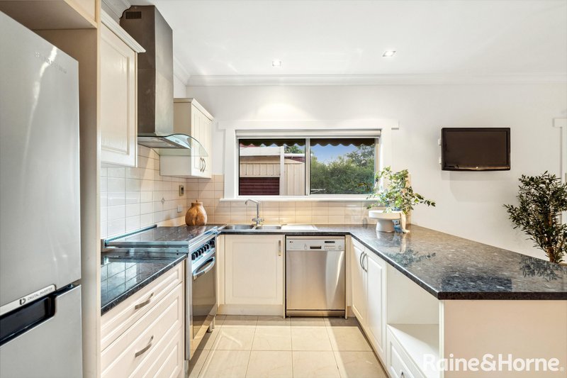 Photo - 18 Dixon Street, Clarence Park SA 5034 - Image 11