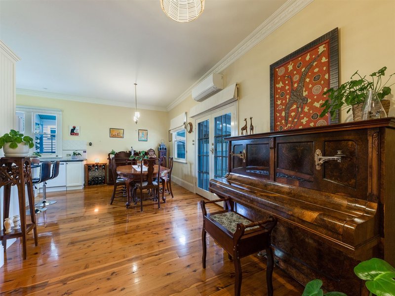 Photo - 18 Dixon Street, Wangaratta VIC 3677 - Image 4