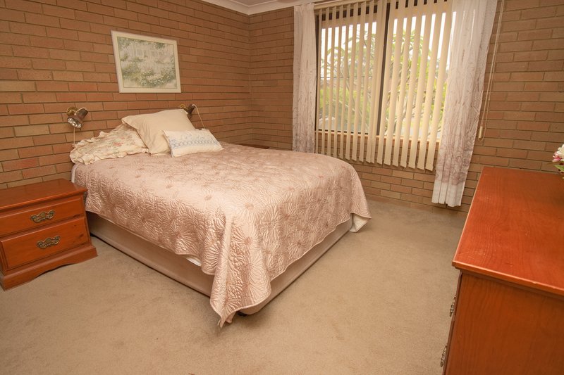 Photo - 18 Dolphin Avenue, Hawks Nest NSW 2324 - Image 4