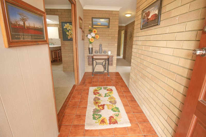 Photo - 18 Dolphin Avenue, Hawks Nest NSW 2324 - Image 9