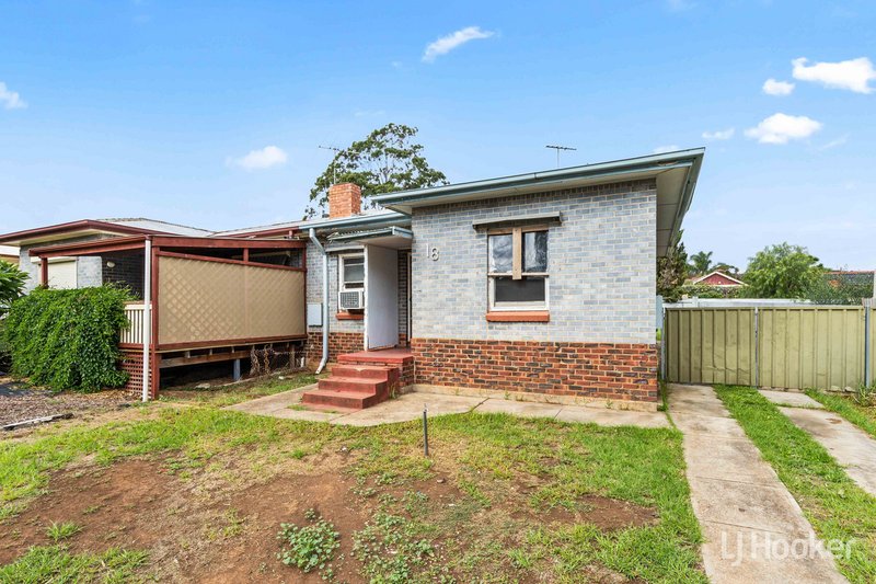 Photo - 18 Dolphin Street, Elizabeth East SA 5112 - Image 3