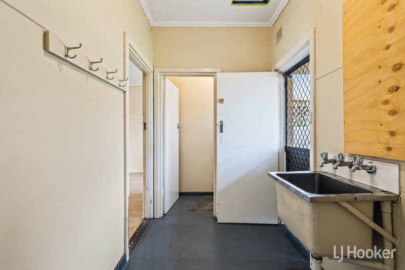 Photo - 18 Dolphin Street, Elizabeth East SA 5112 - Image 18