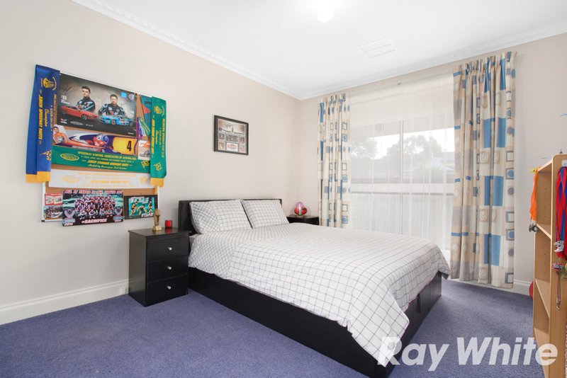 Photo - 18 Donday Court, Pakenham VIC 3810 - Image 9