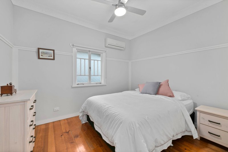 Photo - 18 Dora Street, Moorooka QLD 4105 - Image 9