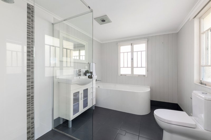 Photo - 18 Dora Street, Moorooka QLD 4105 - Image 9