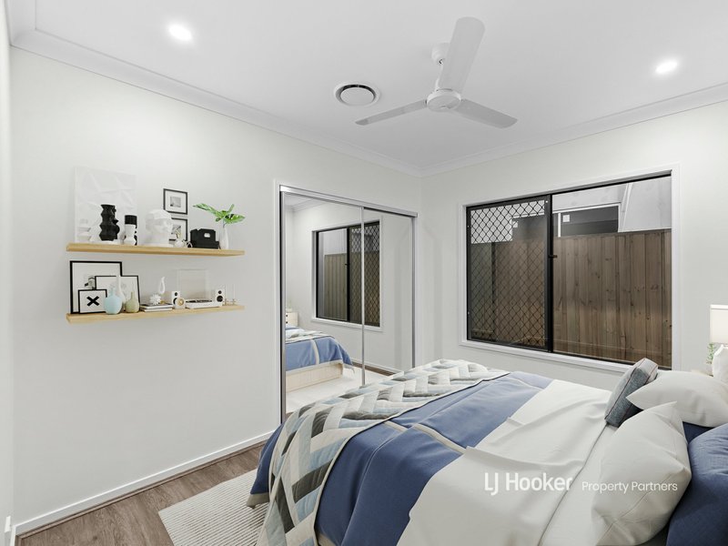 Photo - 18 Doran Circuit, Park Ridge QLD 4125 - Image 10