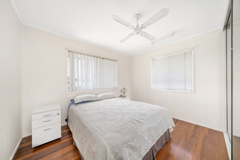 Photo - 18 Dorothy Street, Kippa-Ring QLD 4021 - Image 9