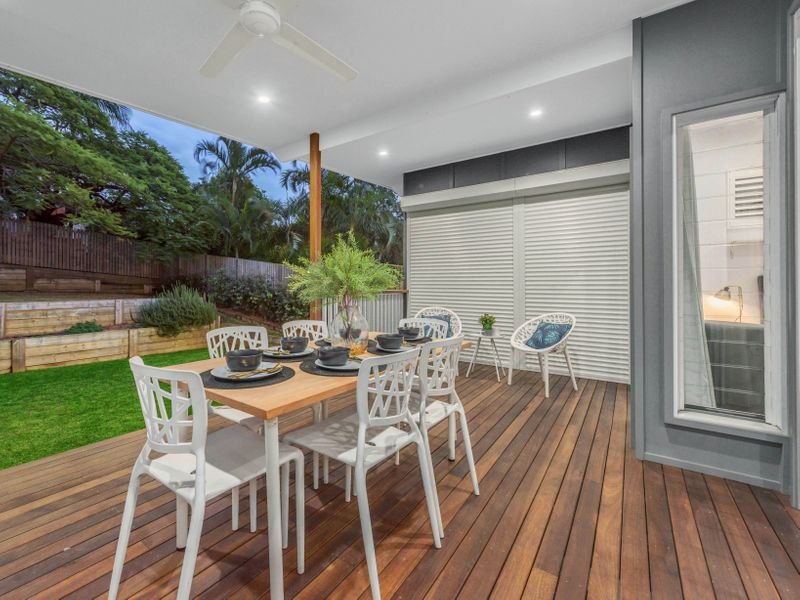 Photo - 18 Dover Street, Hawthorne QLD 4171 - Image 8