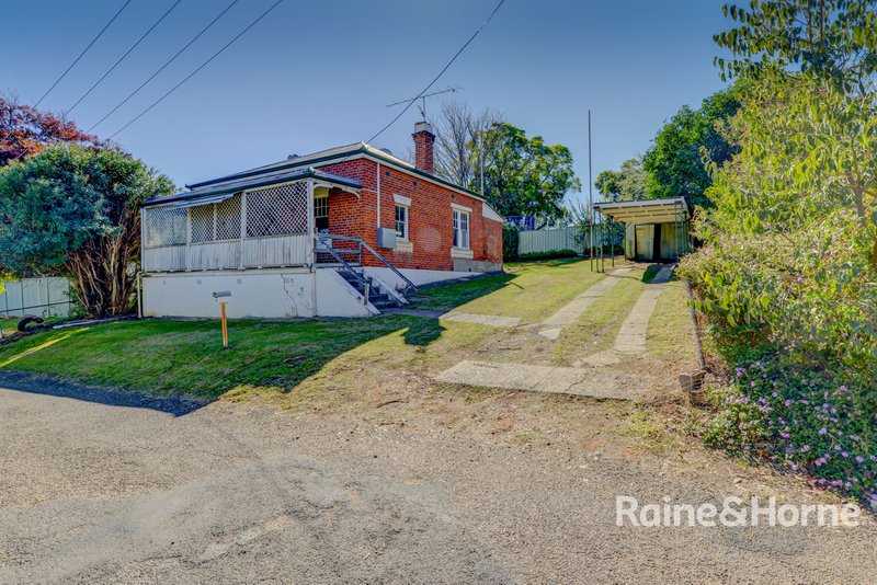 18 Dowell Avenue, Tamworth NSW 2340