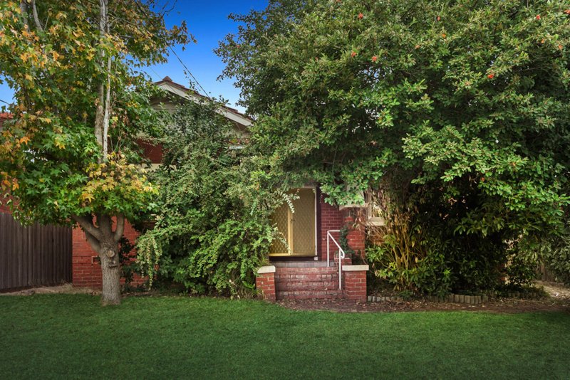 18 Down Street, Reservoir VIC 3073