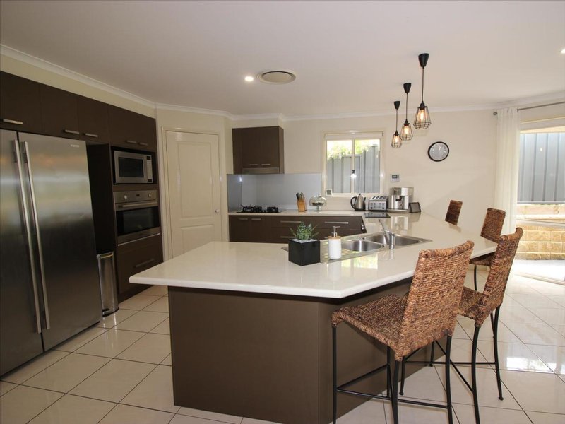 Photo - 18 Dromedary Street , Cameron Park NSW 2285 - Image 6