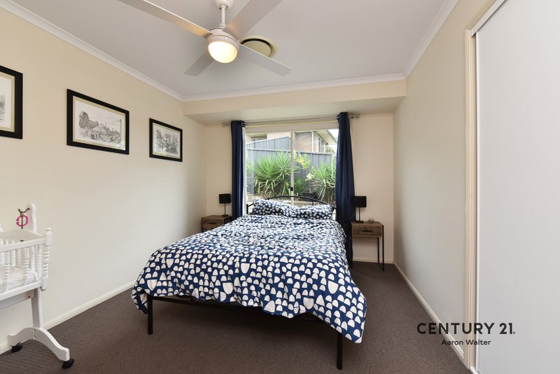 Photo - 18 Dromedary Street, Cameron Park NSW 2285 - Image 17