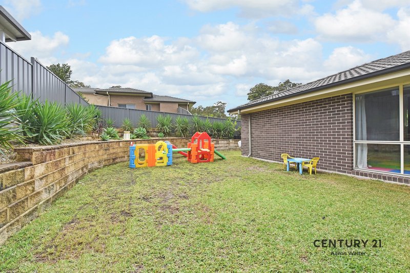 Photo - 18 Dromedary Street, Cameron Park NSW 2285 - Image 23