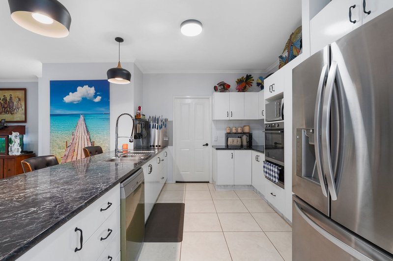 Photo - 18 Dublin Drive, Eagleby QLD 4207 - Image 3