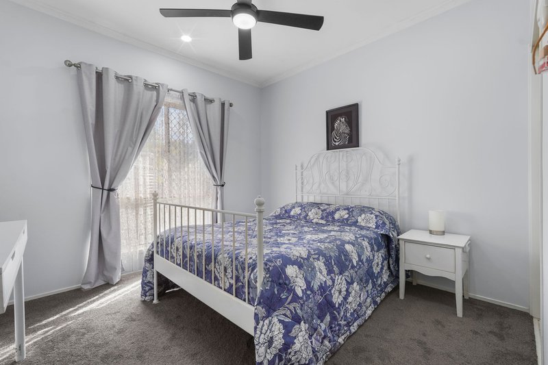 Photo - 18 Dublin Drive, Eagleby QLD 4207 - Image 10