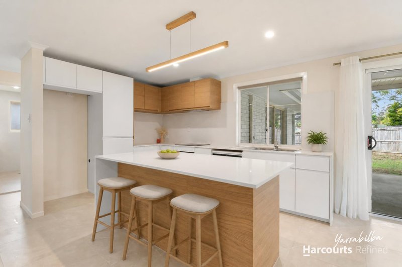 Photo - 18 Duesbury Crescent, Edens Landing QLD 4207 - Image 5