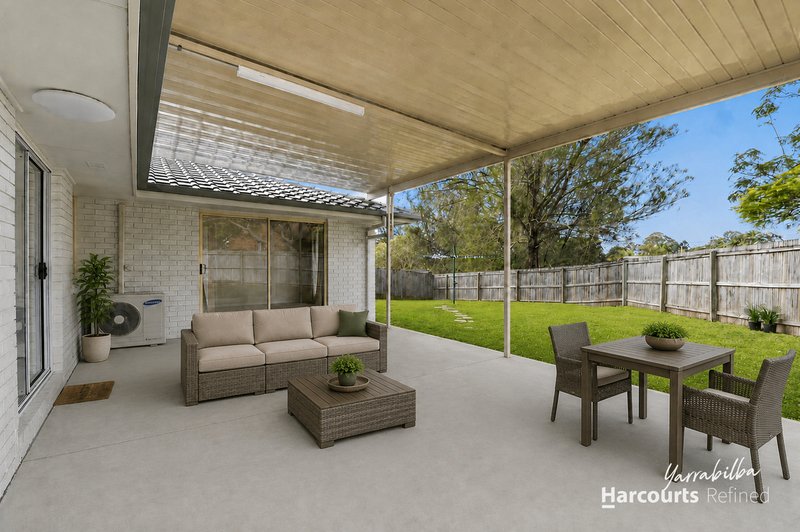 Photo - 18 Duesbury Crescent, Edens Landing QLD 4207 - Image 9
