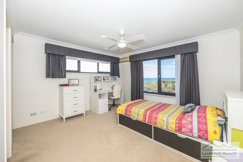 Photo - 18 Duncannon Rise, Mindarie WA 6030 - Image 11