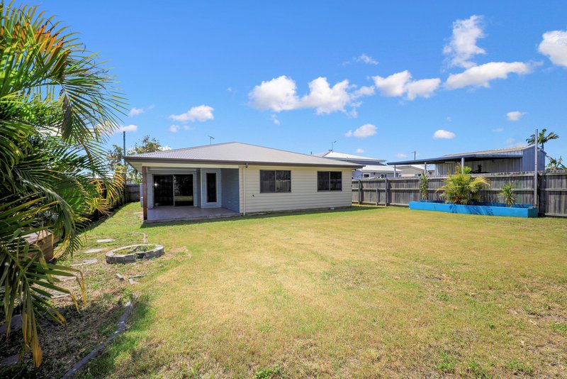 Photo - 18 Duncraigen Street, Norville QLD 4670 - Image 21