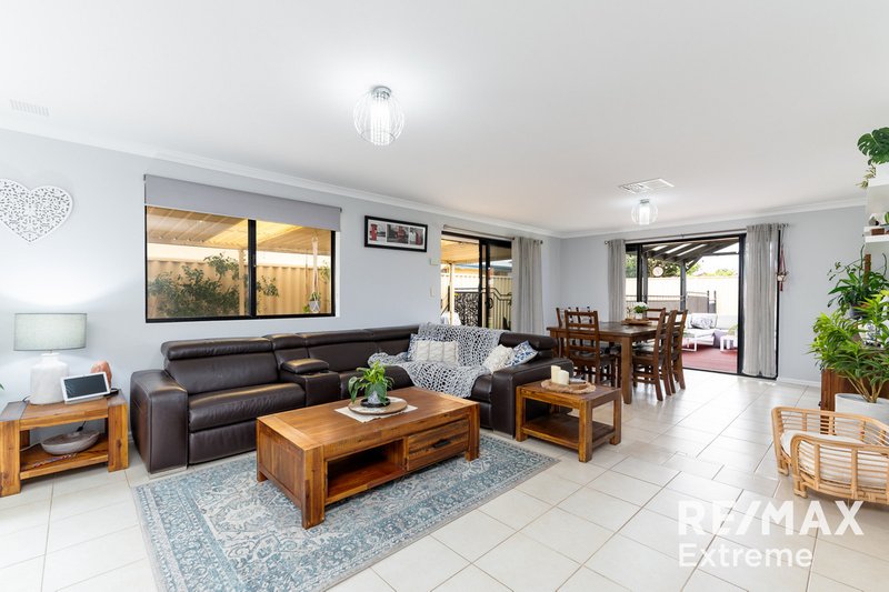 Photo - 18 Dunsfold Street, Butler WA 6036 - Image 11