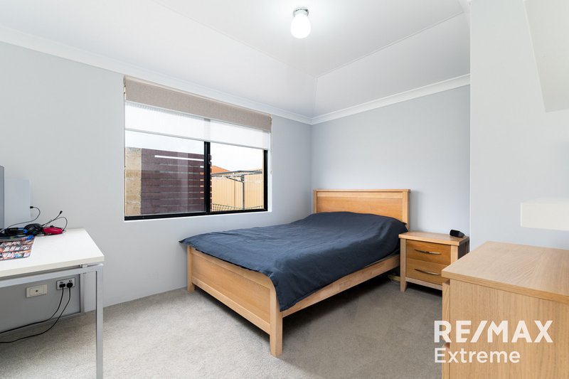 Photo - 18 Dunsfold Street, Butler WA 6036 - Image 16