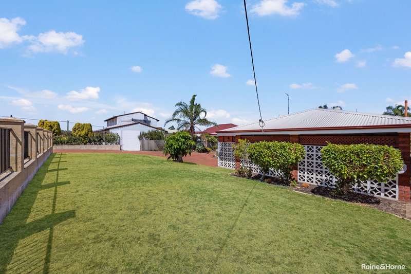 Photo - 18 Dunstan Street, South Bunbury WA 6230 - Image 3